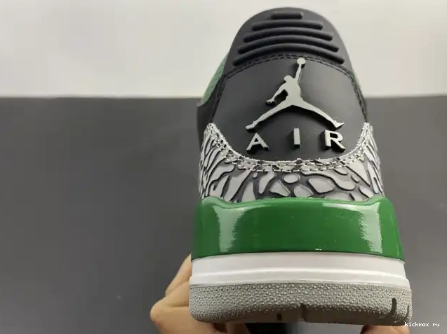 Rep Pine CT8532-030 3 Green Air Jordan 0509